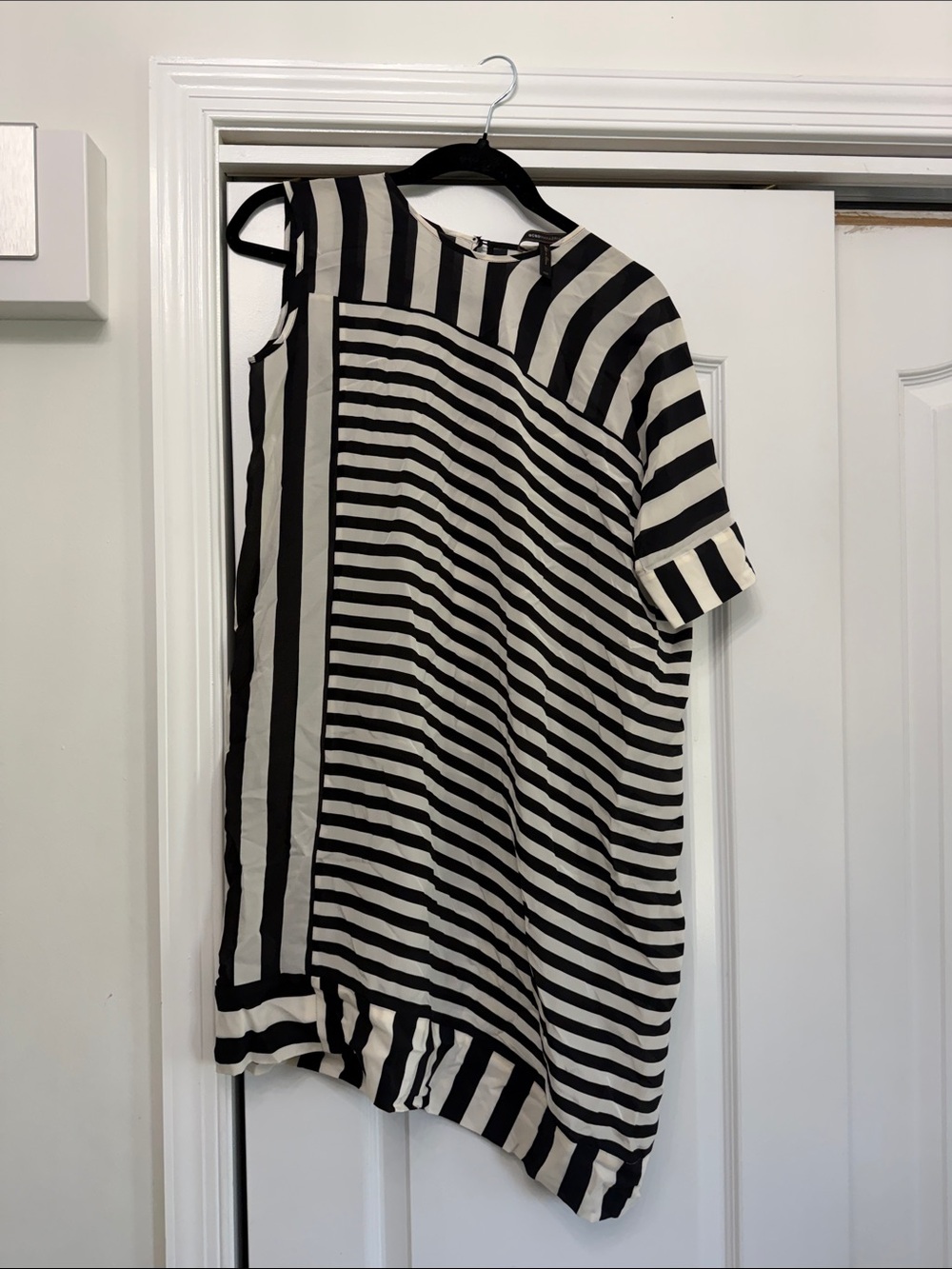 BCBGMaxAzria Black and White Striped Short Sleeve Dress